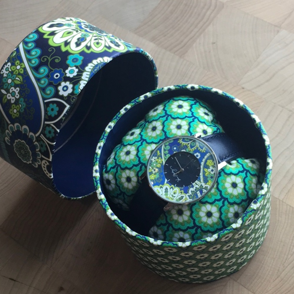 NIB Vera Bradley watch Navy band.